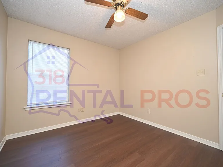 2414 Misty Ln — Photo 13