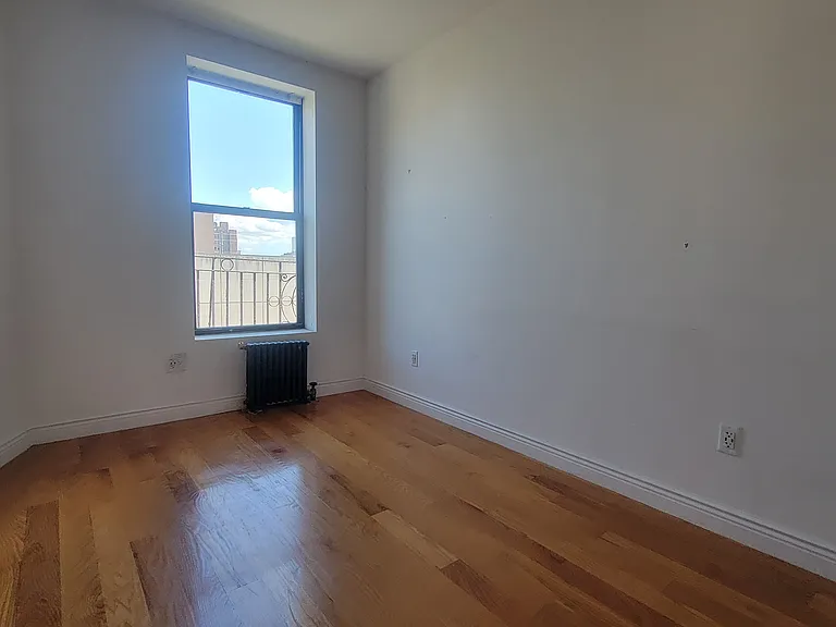 500 W 110th St #6C — Photo 18
