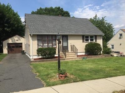 18 Susan Ct, Clifton, NJ, 07012