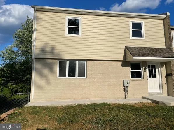 5115 Lighthouse Ln, Bensalem, PA 19020