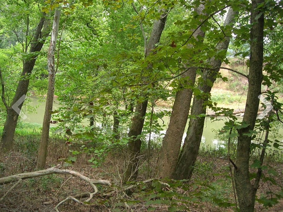 2nd image of 5 Ford Rd
