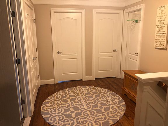 5th image of 6 Glen Ln