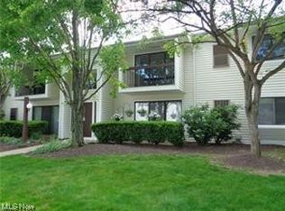 2897 N Bay Dr APT M6, Westlake, OH 44145