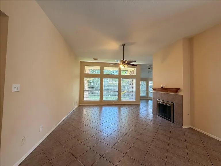 6518 Smoke Tree Ln — Photo 7