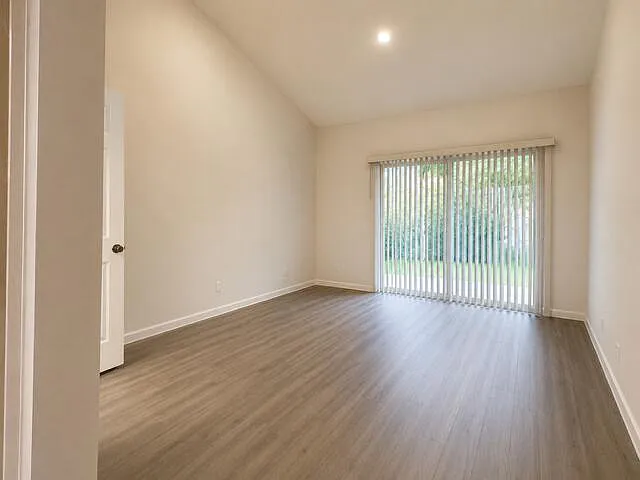2480 S Coral Trace Cir — Photo 9