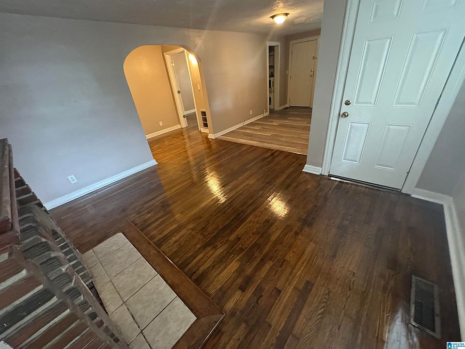 2nd image of 122 Gwin Ave