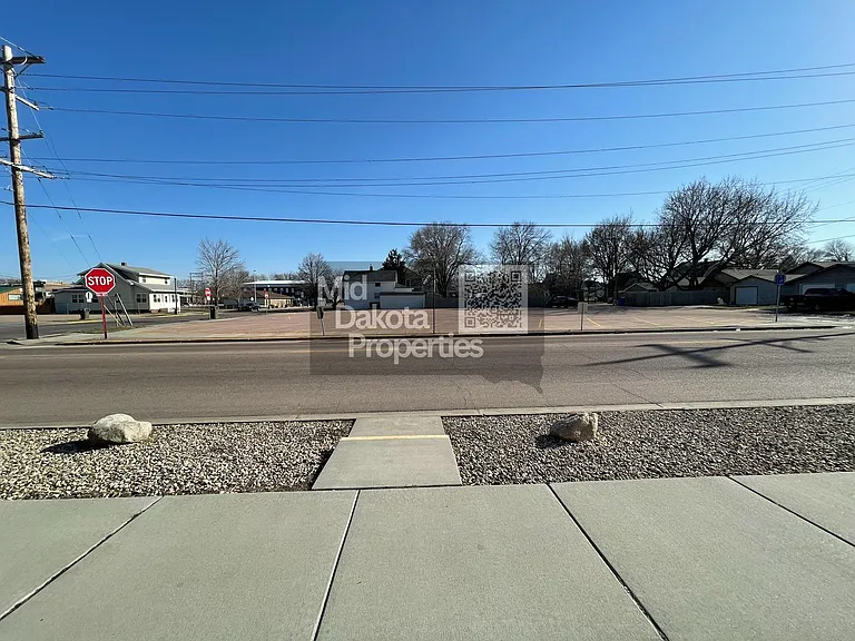 200 W 7th Ave — Photo 14