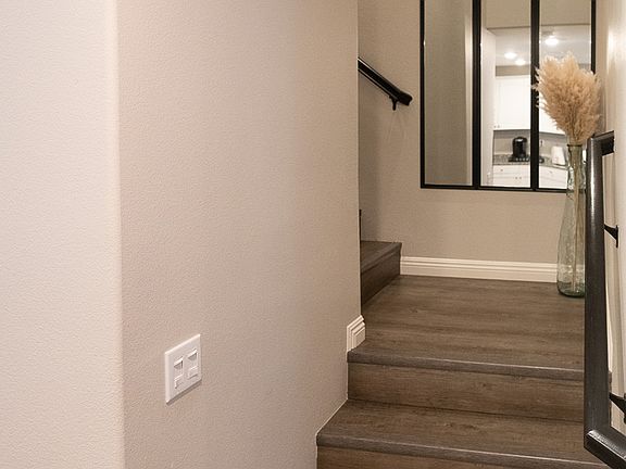 5th image of 28409 Oriole Way #1302