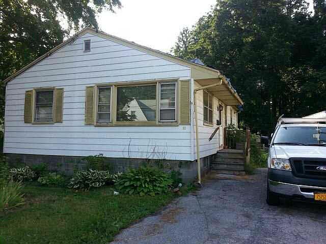 2nd image of 10 E Cedar St