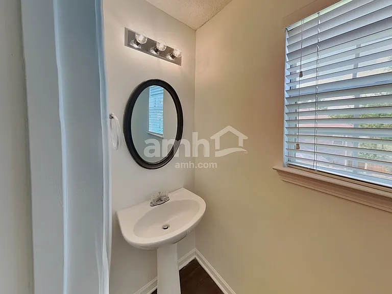 1864 Tulip Petal Rd — Photo 8