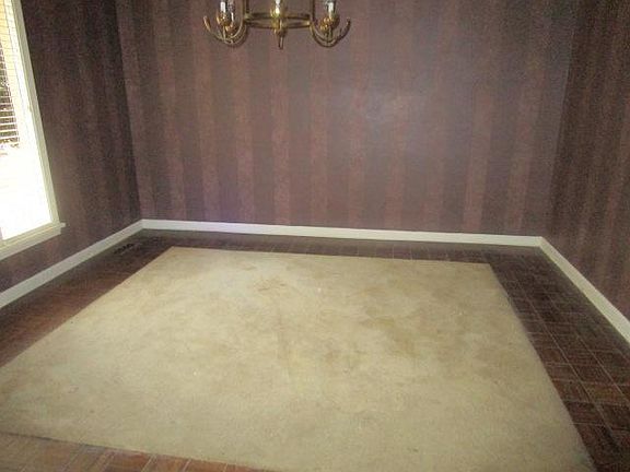 5th image of 2353 Syon Dr
