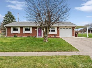 2016 Redstone Dr, Fairborn, OH 45324