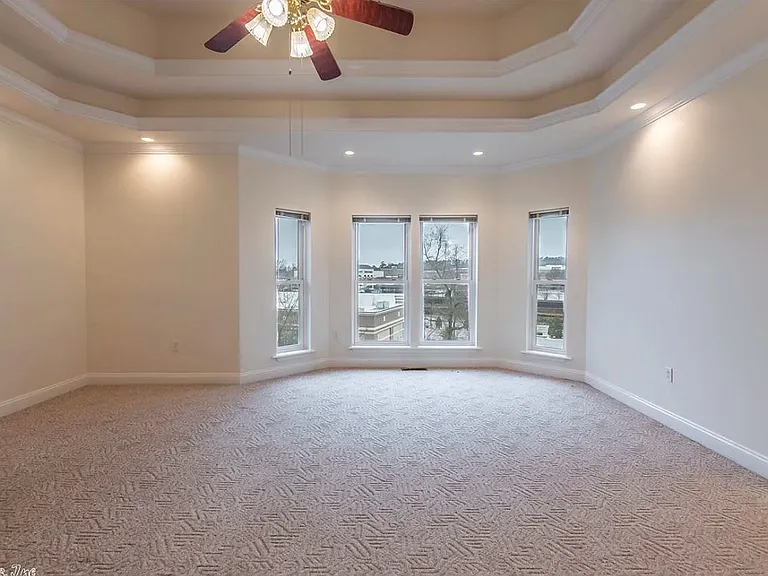 11163 Southridge Dr — Photo 9