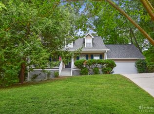 5187 Hopewell Dr, Stone Mountain, GA 30087