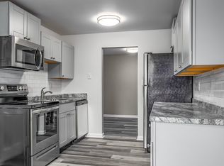 12 Oaktree Ln APT D, Williamsport, MD 21795