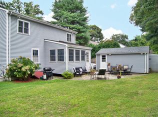 20 Beaumont Pl, Fairfield, CT 06824