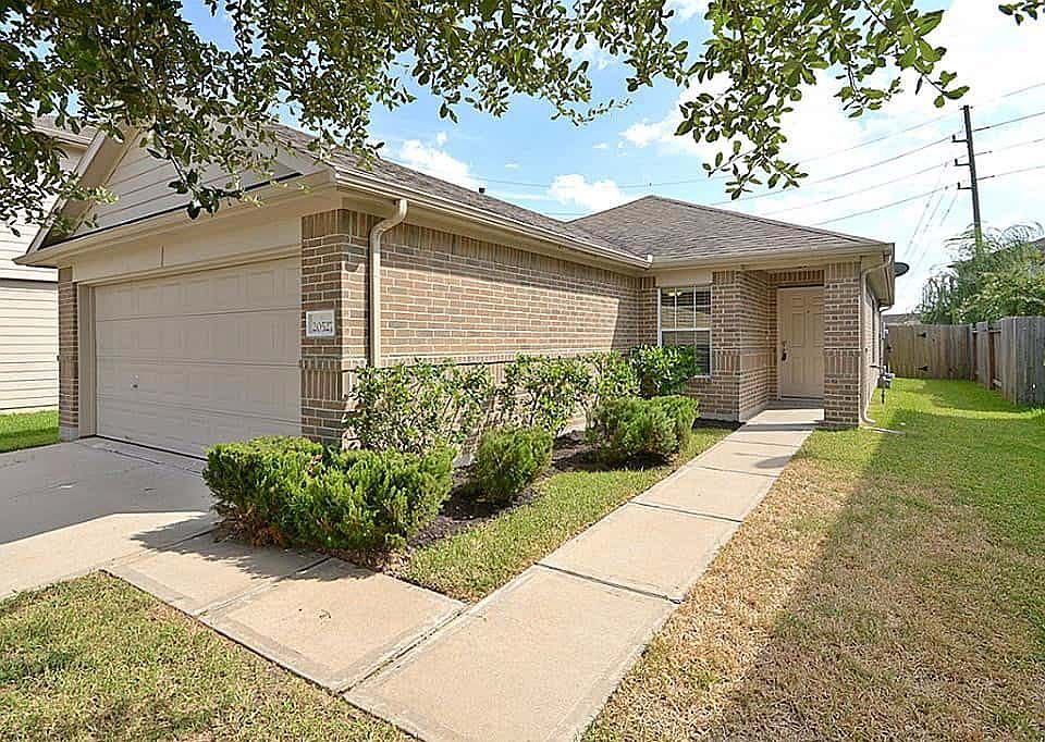 1st image of 20527 Lantern Springs Ln