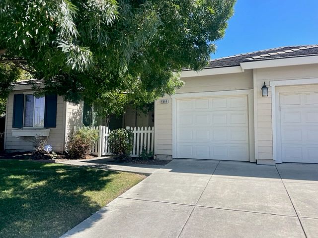 1st image of 1005 Revelle Dr