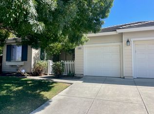 1005 Revelle Dr, Dixon, CA 95620