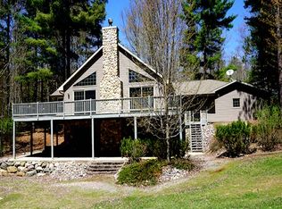 13098 Groh Ln, Mountain, WI 54149