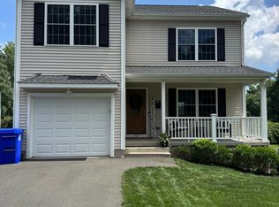 70 Lakeside Ave, Middletown, CT 06457