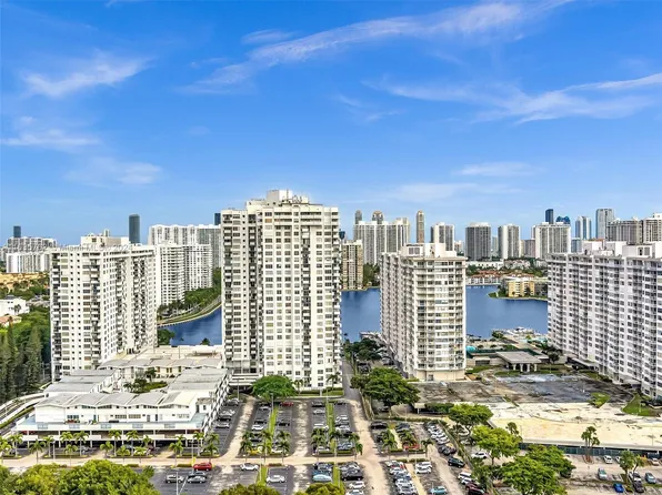 2750 NE 183rd St APT 1108, Aventura, FL 33160