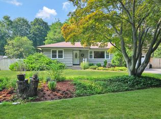 30 Middle Island Blvd, Middle Island, NY 11953