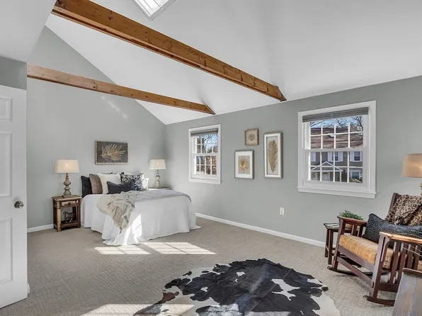 20 Franzone Dr, Haverhill, MA 01835