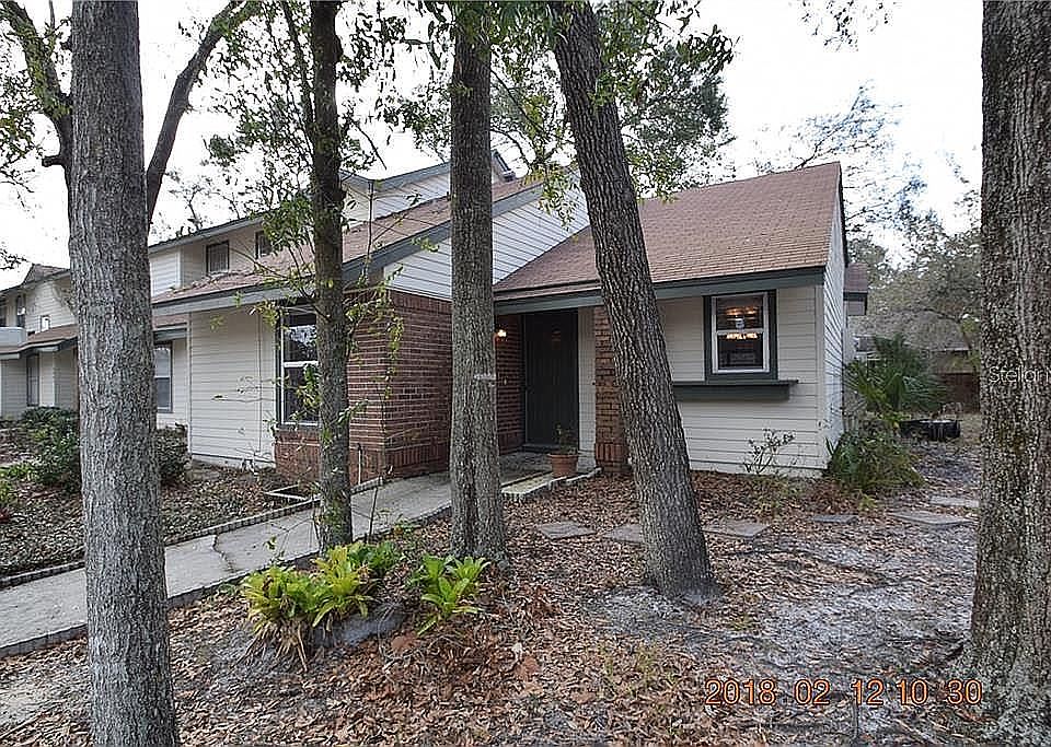 1st image of 4053 Crossroads Pl