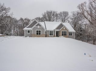 15740 Douglas Dr, City Of Brookfield, WI 53005