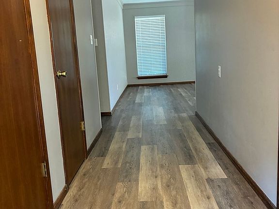 4th image of 4402 Briar Creek Rd