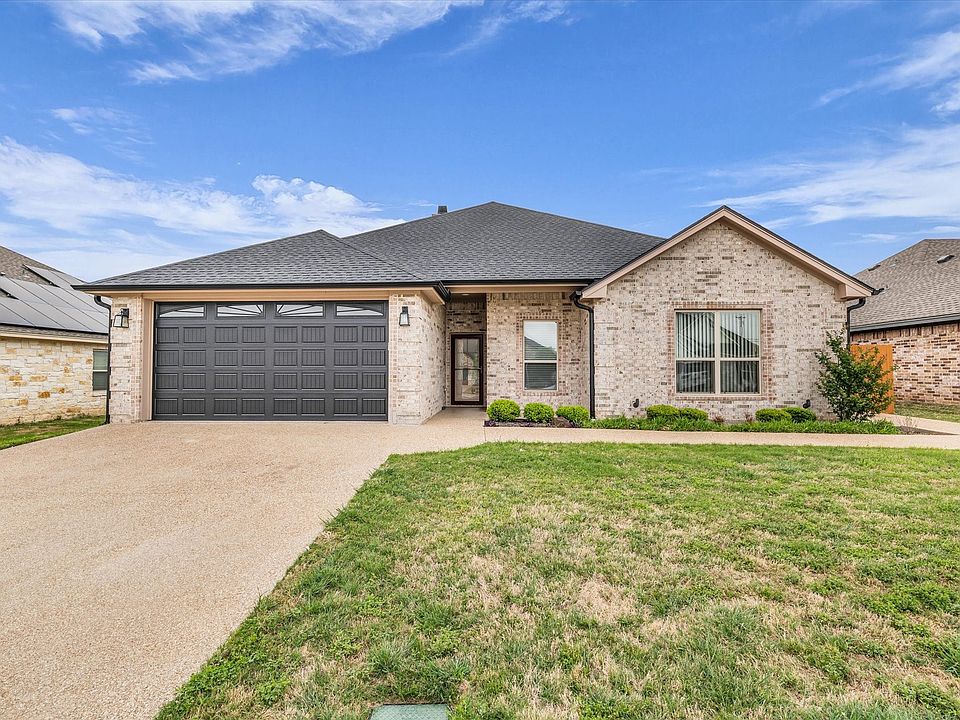 1st image of 5524 Black Horse Ct