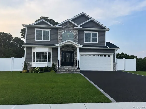 2351 Amherst Street, East Meadow, NY 11554