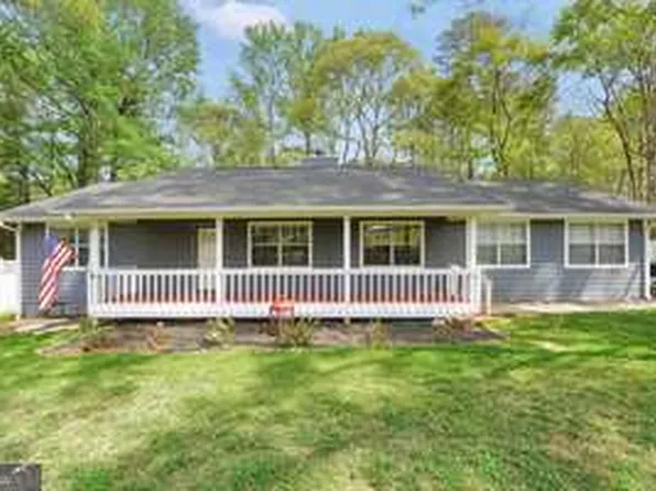 231 Meadowbrook Dr, McDonough, GA 30253