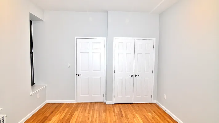 Rented by Nooklyn NYC LLC | media 18