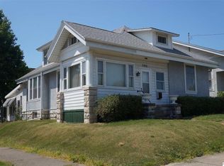 303 N 20th St, Quincy, IL 62301