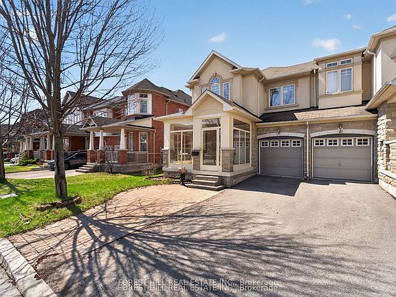 2nd image of 12 Stookes Cres