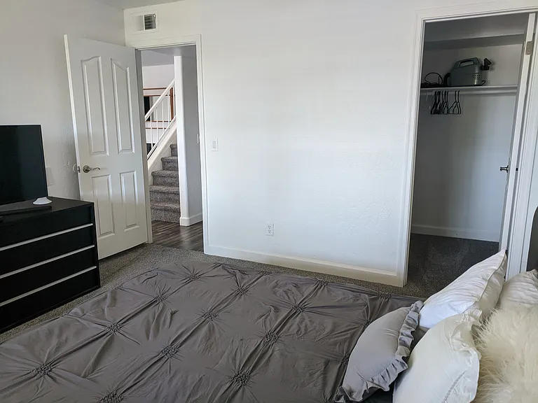 The Allison Condominiums — Photo 32