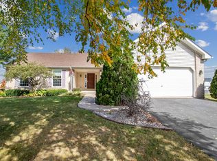 1003 Bainbridge Ct, Sandwich, IL 60548