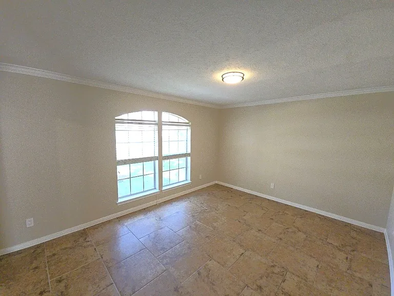 2502 Fairwind Dr — Photo 16
