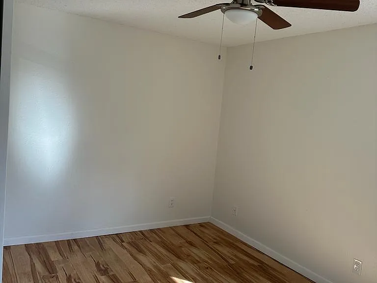 350 N Erby Campbell Blvd — Photo 4