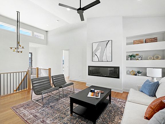 5th image of 3658 N Bristol Ct