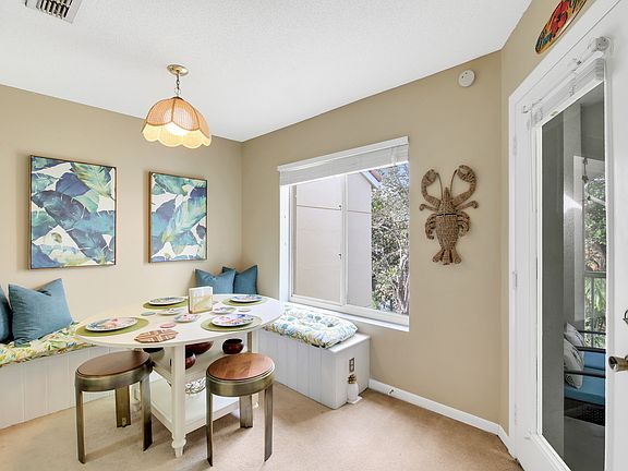3rd image of 815 W Boynton Beach Blvd APT 13-202