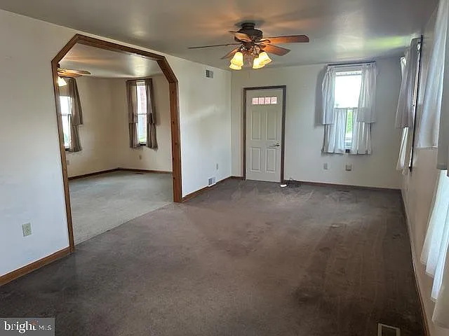 200 E Main St — Photo 18