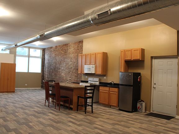 5th image of 5247 W North Ave #1W