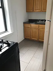 Rented by Alexiou Realty