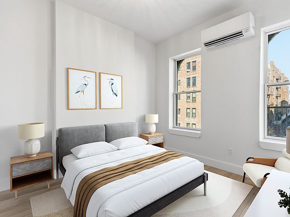 5th image of 376 Montgomery St #4A