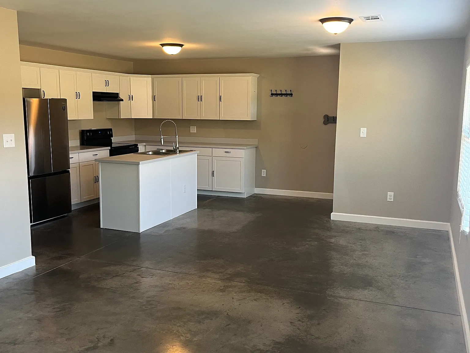 2 bed, 1140 sqft, $1,250 — Photo 4