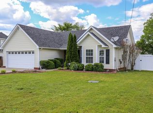 468 Stones River Ln, Murfreesboro, TN 37128