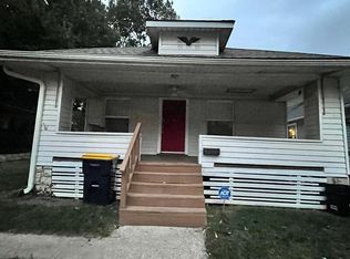 7425 Pennsylvania Ave, Kansas City, MO 64114
